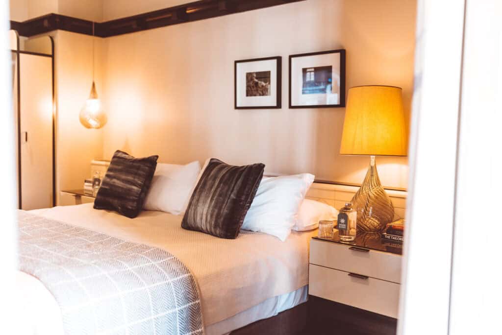 hotel room in Spicers Balfour hotel